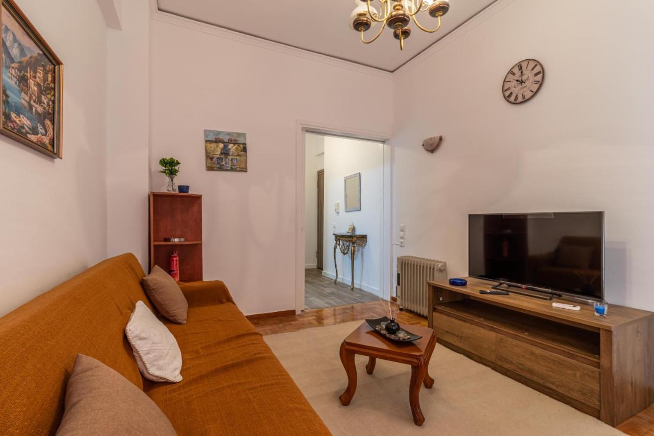 Studio Melange In Loutraki Dt Exterior foto